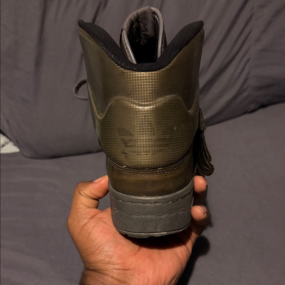 Jeremy Scott x Adidas Metallic Gold Wing Sneakers - Picture 5 of 6